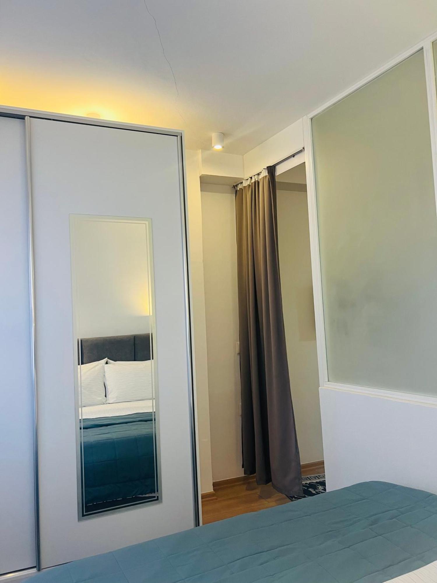 Charming House Apartment Pogradec Ngoại thất bức ảnh